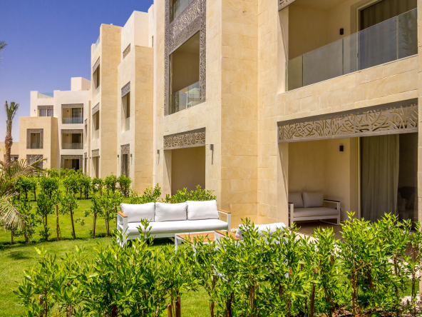 Mangroovy 2 BR Beach